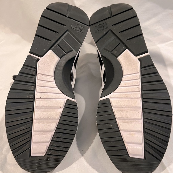 Onitsuka Tiger by ASICS Men’s Sneakers - Picture 7 of 9